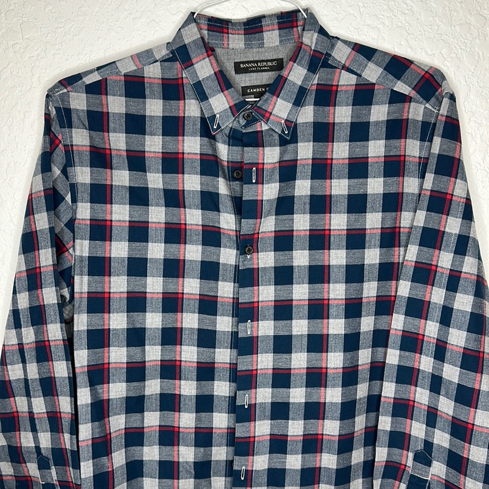Men’s Banana Republic Luxe Flannel | Camden Fit | Size M | Navy & Red Check